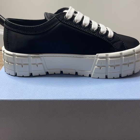 Color:black/white size:38.5 Brand:Prada - Picture 5 of 11
